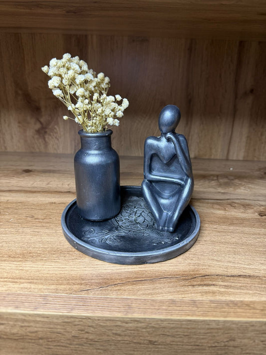 Handcrafted minimal decor set